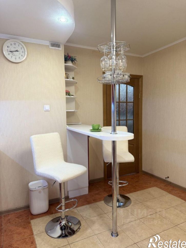 3-комн квартира улица Чехова, 4,  д. 4