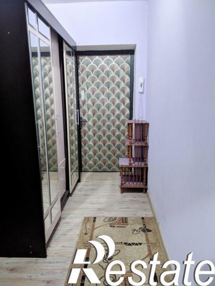 1-комн квартира Ратной Славы, 48