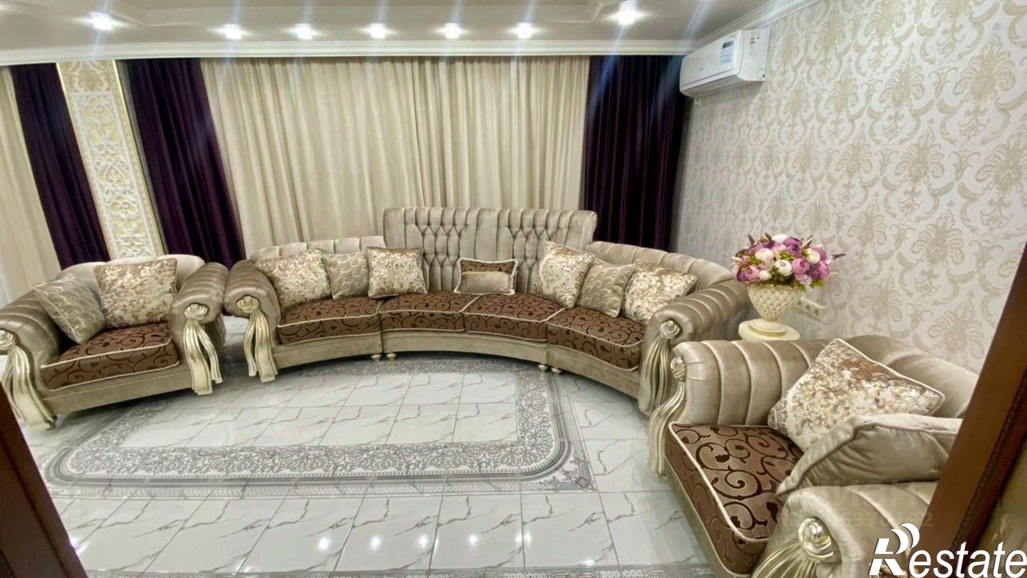 Сдать квартиру за 90 000 рублей на улица Будённого, 129