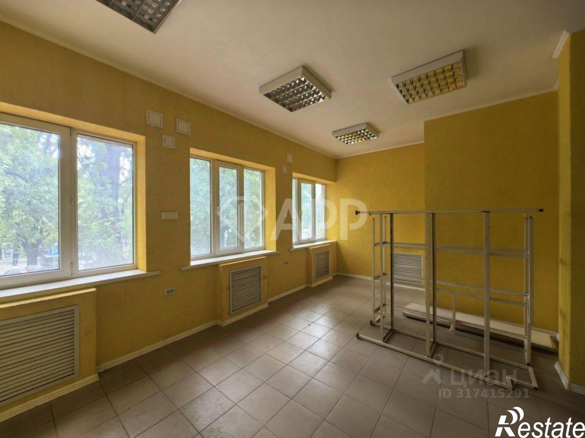 Сдать ОСЗ, отдельно стоящее здание за 1 650 000 рублей на улица Гаврилова, 109