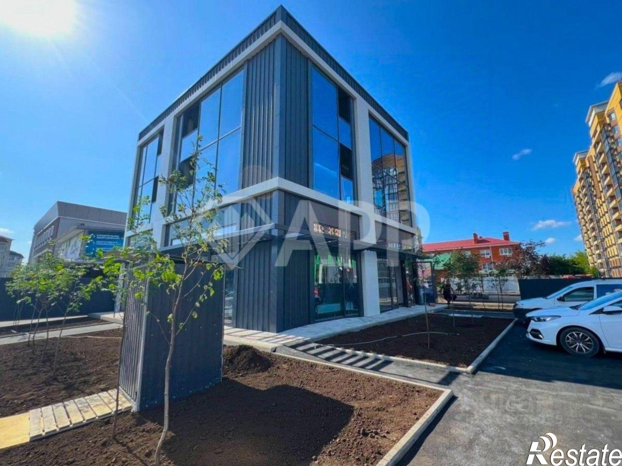 Сдать торговое помещение за 169 500 рублей на Российская улица, 388