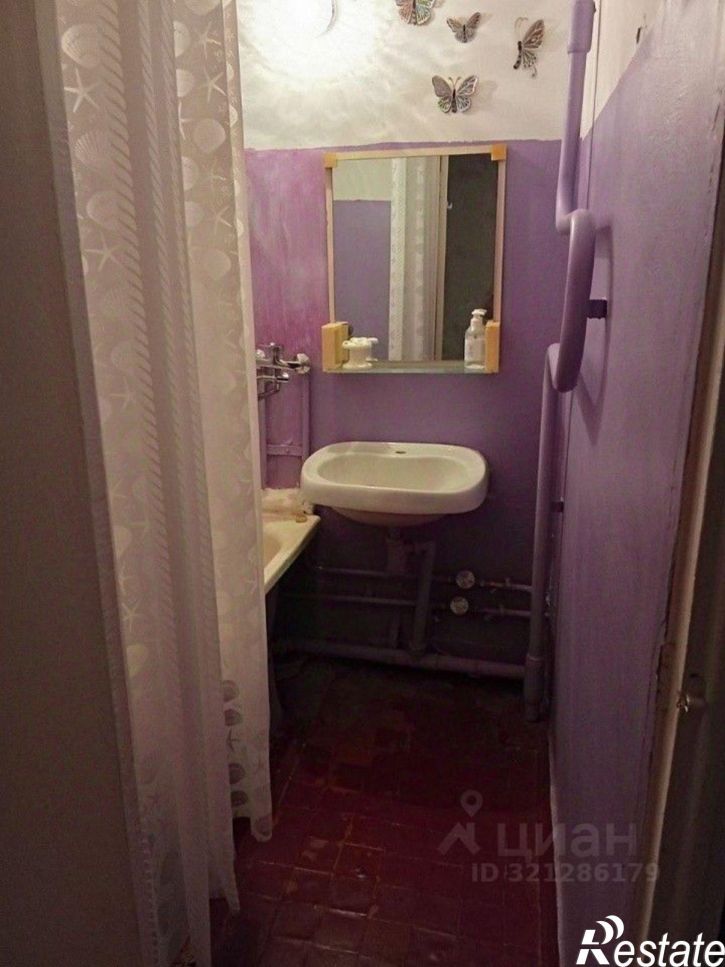 3-комн квартира проспект Чекистов, 23,  д. 23