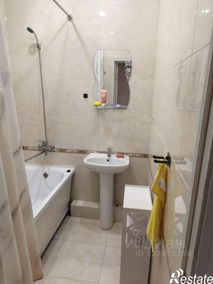 2-комн квартира улица Евгении Жигуленко, 13 к2,  д. 13 к2