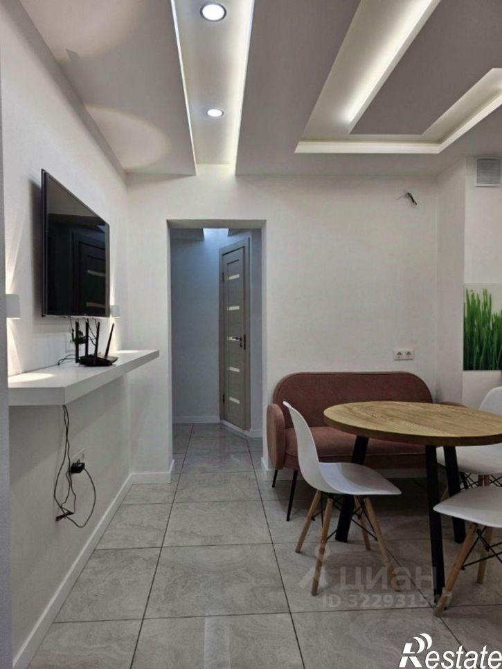 3-комн квартира Симферопольская улица, 30/2,  д. 30/2