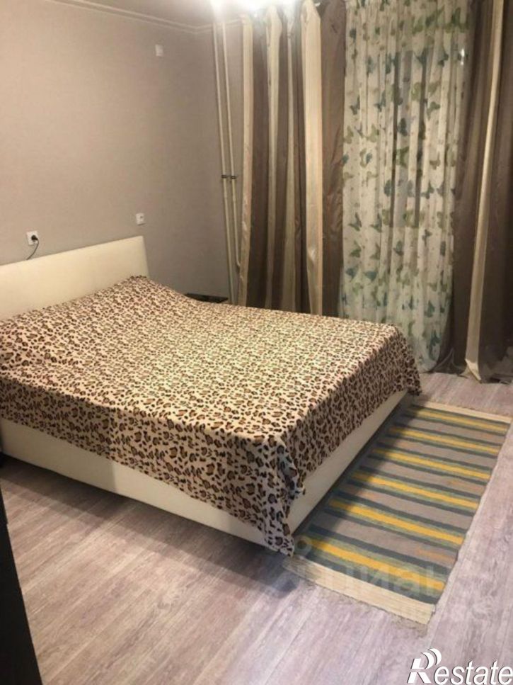 2-комн квартира Краснодар, улица имени 75-летия Победы, 26