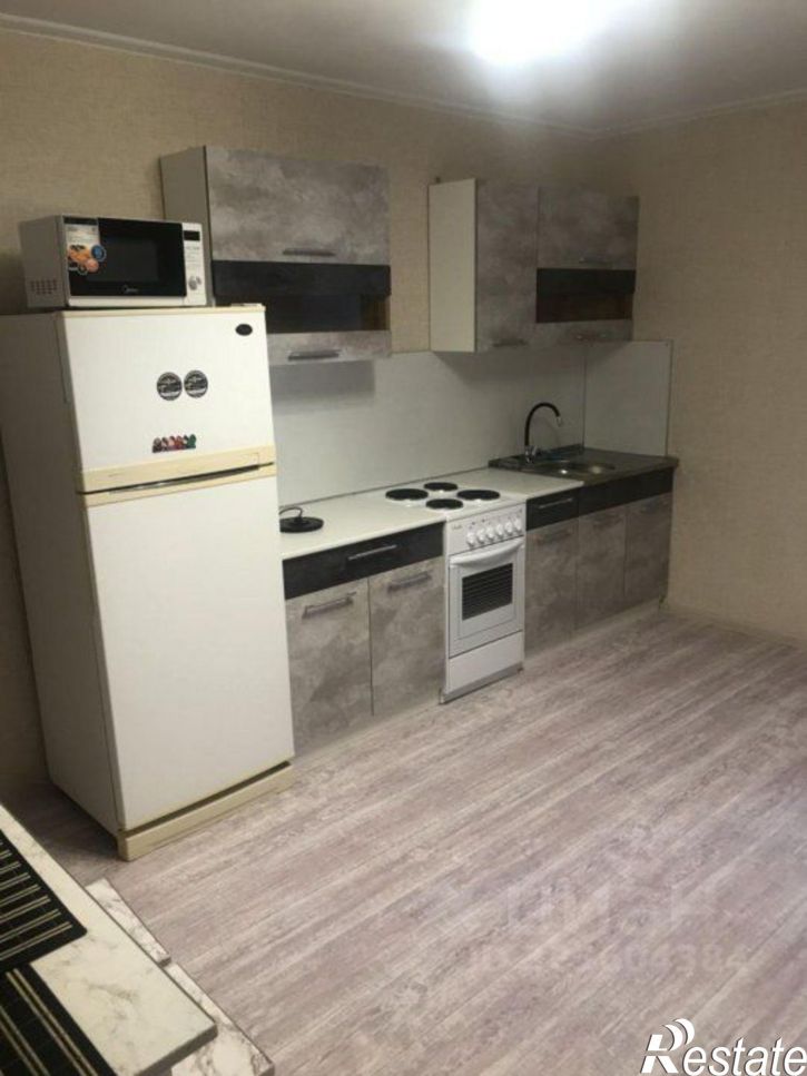 2-комн квартира Краснодар, улица имени 75-летия Победы, 26