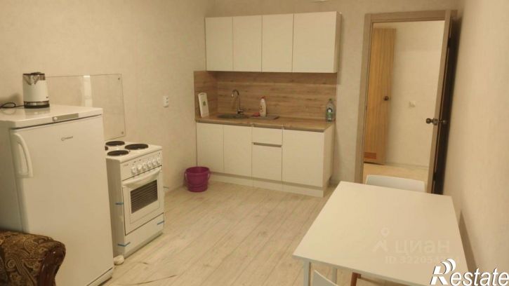 2-комн квартира улица им. генерал-лейтенанта Александра Сапрунова, 9,  д. 9