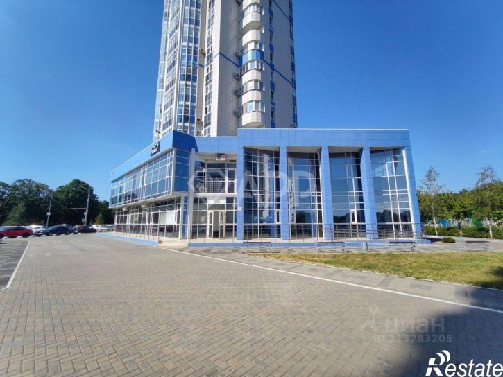 Торговое помещение шоссе Нефтяников, 18 к2,  д. 18 к2