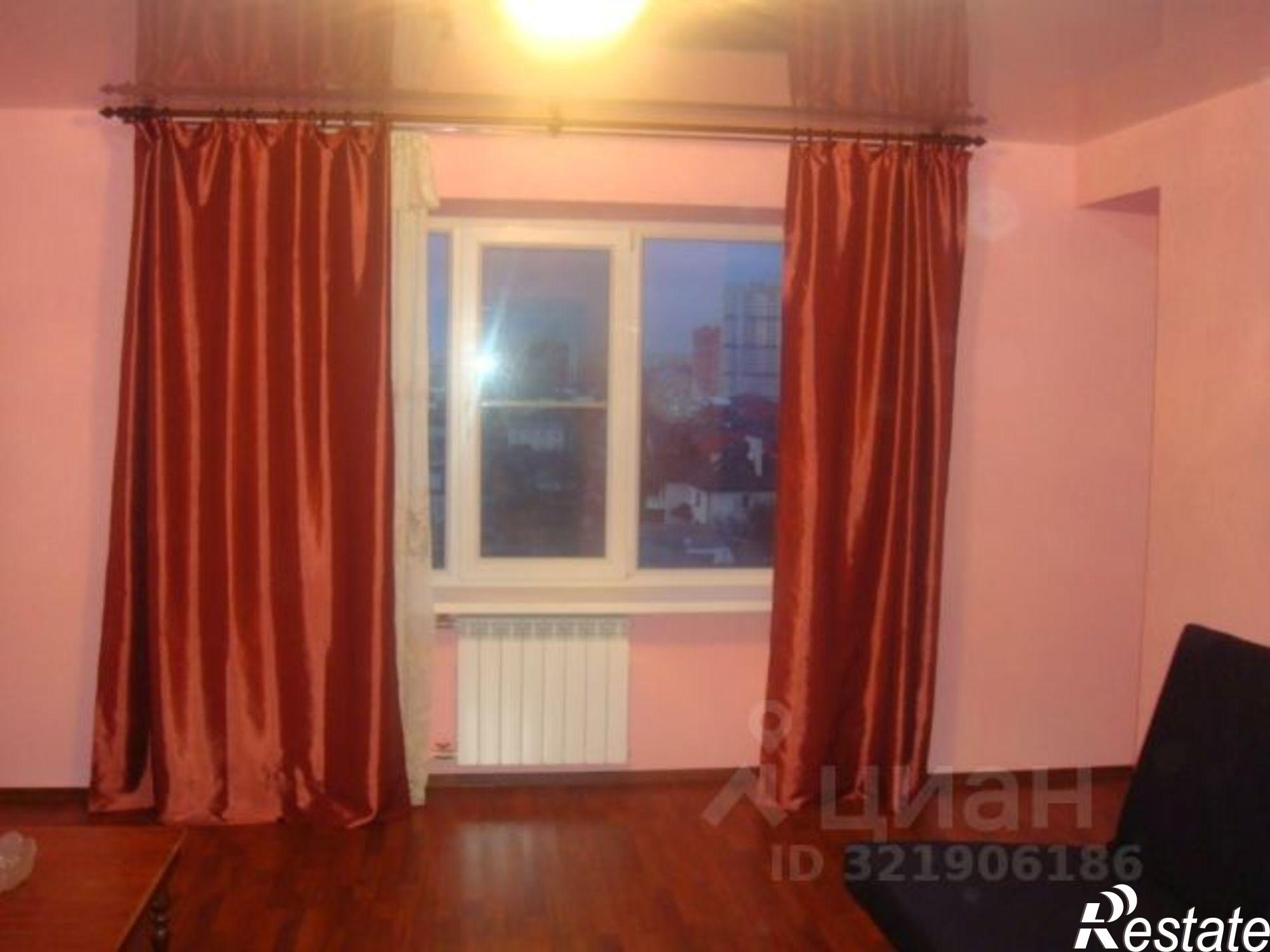 Сдать квартиру за 35 000 рублей на улица Рылеева, 354