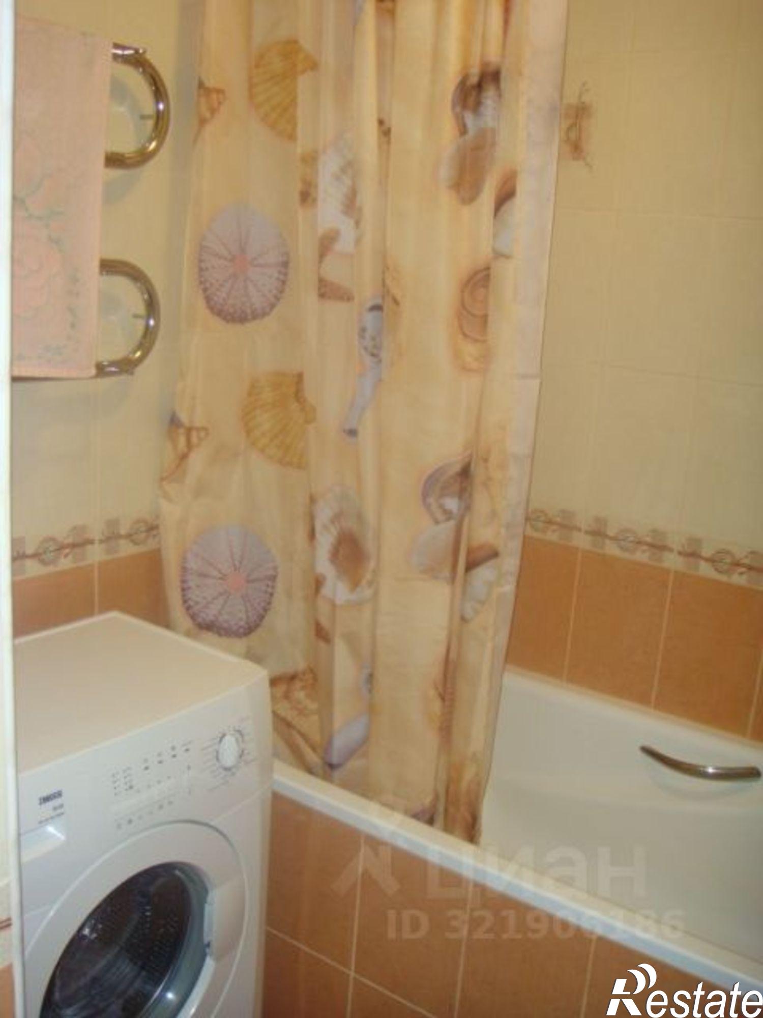 Сдать квартиру за 35 000 рублей на улица Рылеева, 354