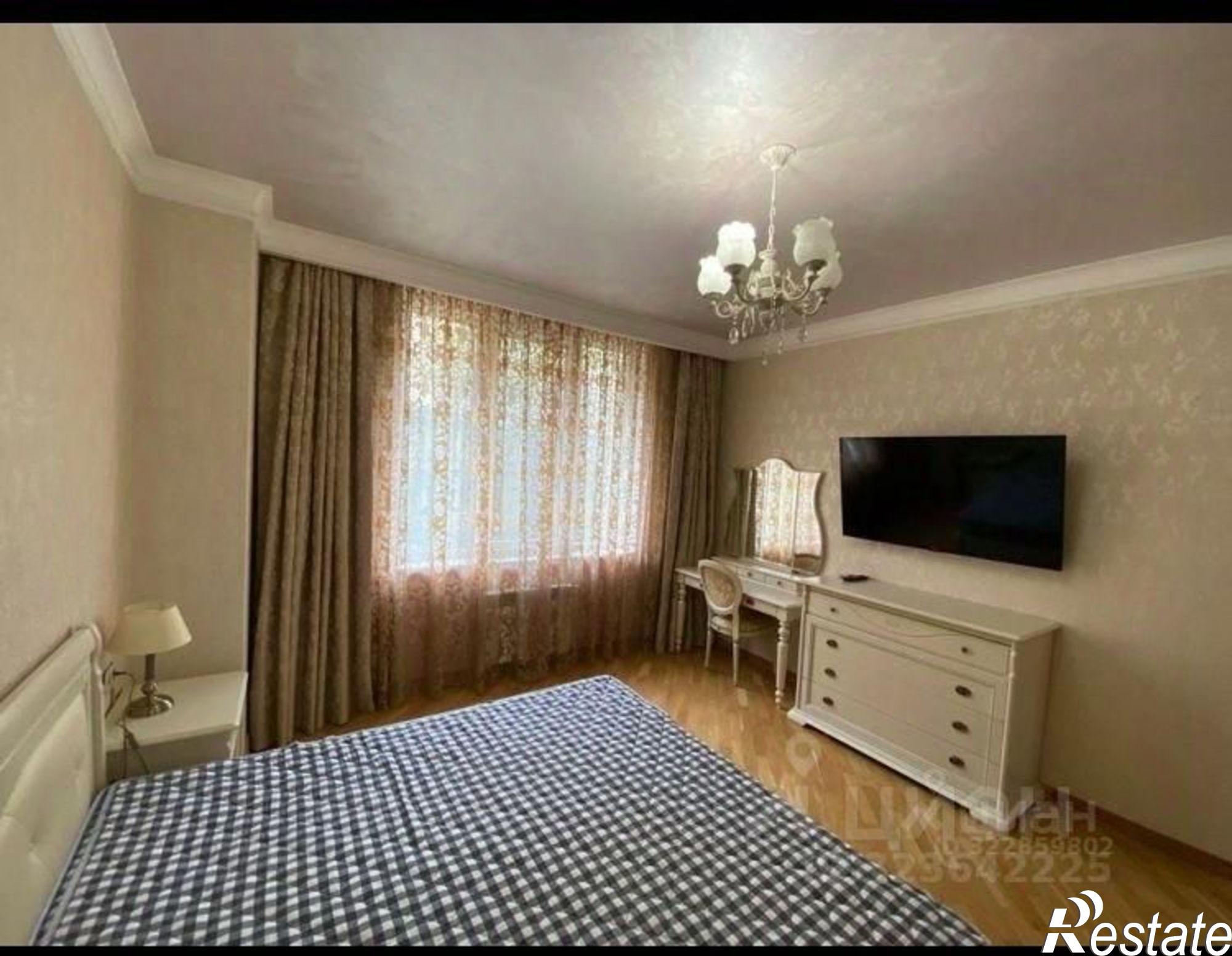 Сдать квартиру за 120 000 рублей на улица Кубанская Набережная, 4