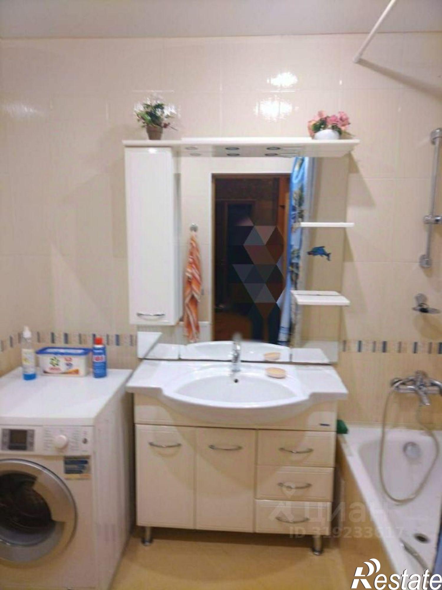 Сдать квартиру за 45 000 рублей на Камвольная улица, 3