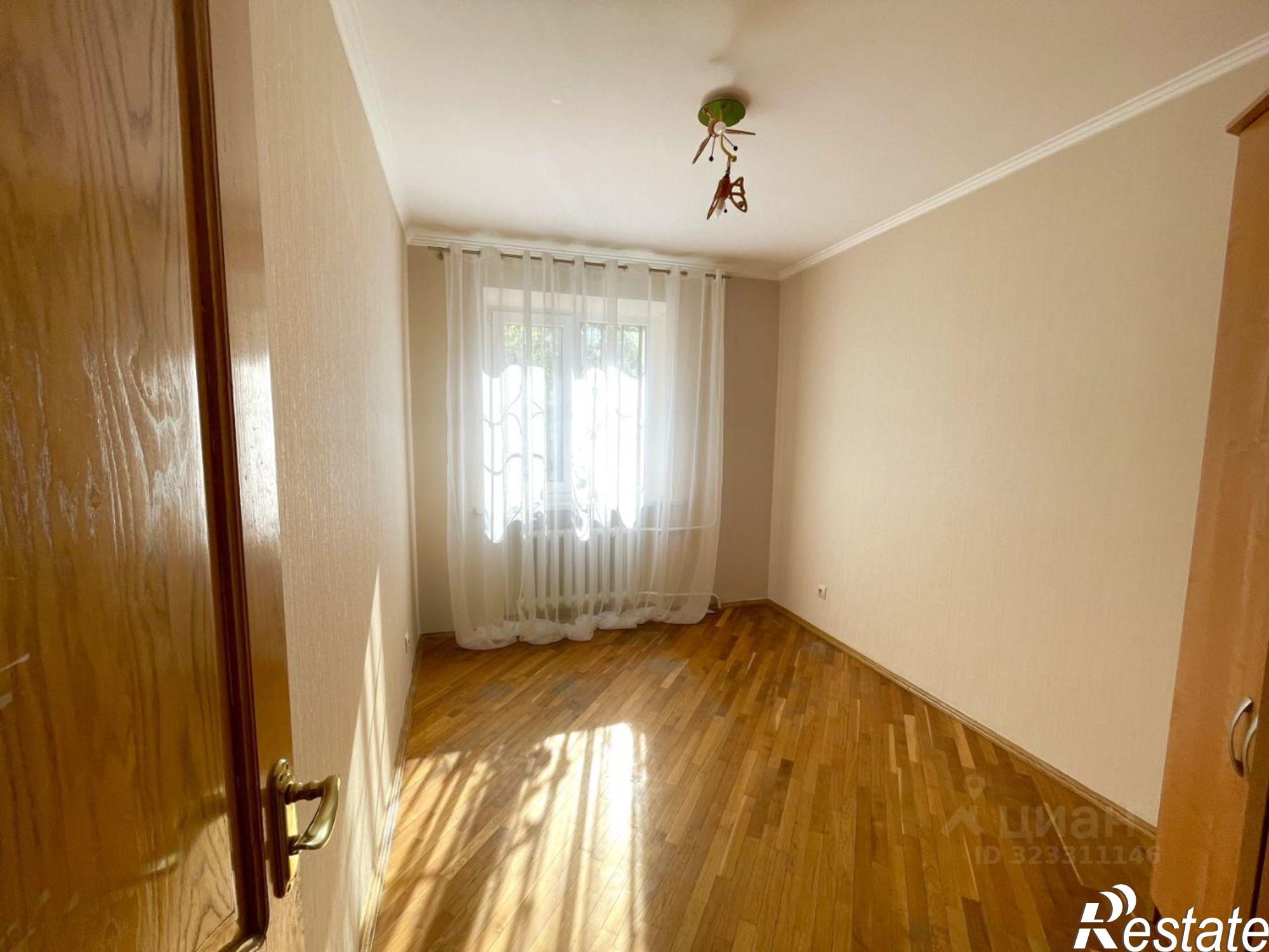 Купить квартиру за 10 300 000 рублей на проспект Чекистов, 42