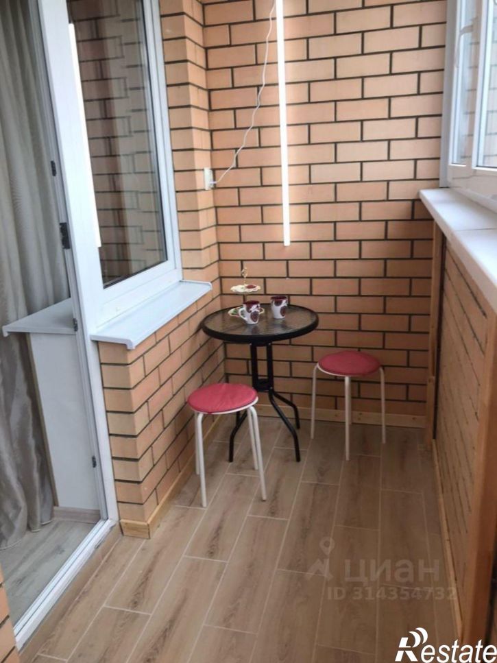 2-комн квартира Железнодорожная улица, 24,  д. 24