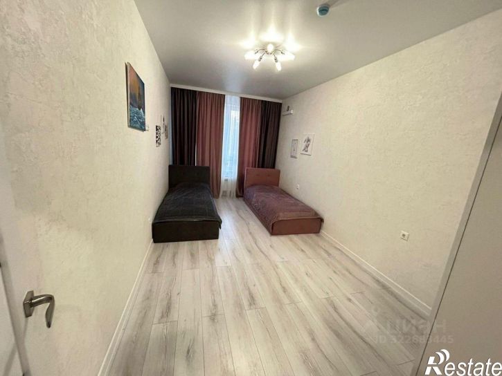 3-комн квартира микрорайон Любимово, 5