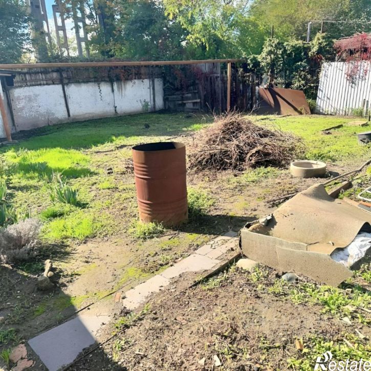 Земельный участок ул 1-я Линия Поймы реки Кубань, 112,  д. 112