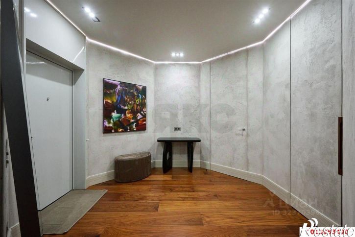 6-комн квартира улица Яна Полуяна, 22/1,  д. 22/1