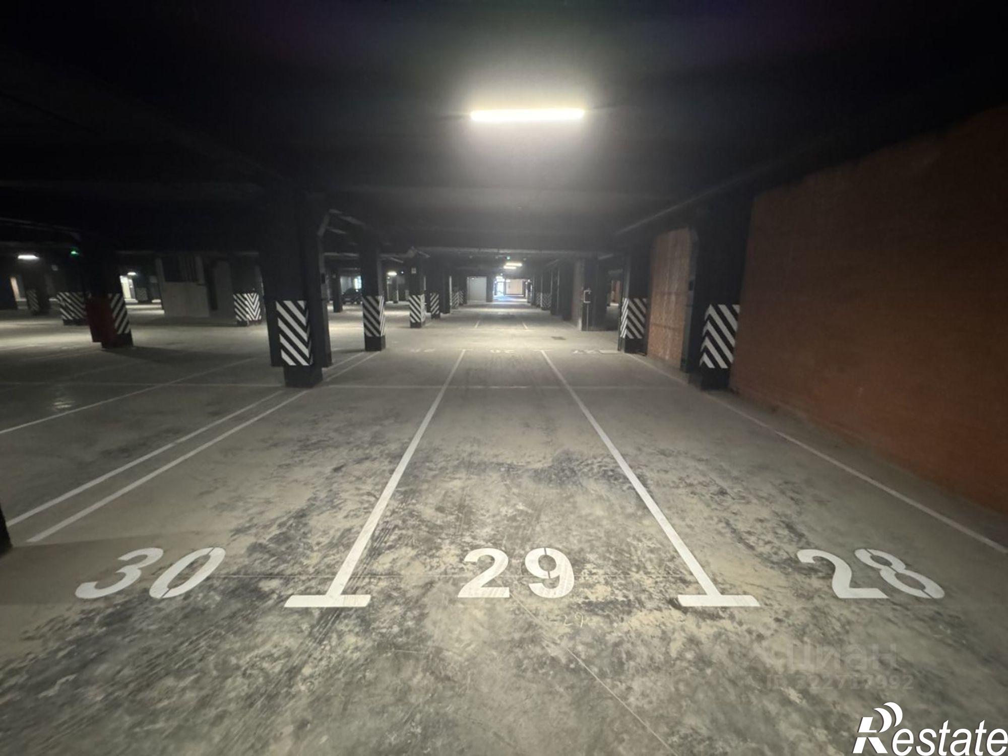 Купить гараж, место в паркинге за 1 590 000 рублей на Обрывная улица, 132/1