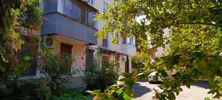 3-комн квартира Шоссе Нефтяников ул.