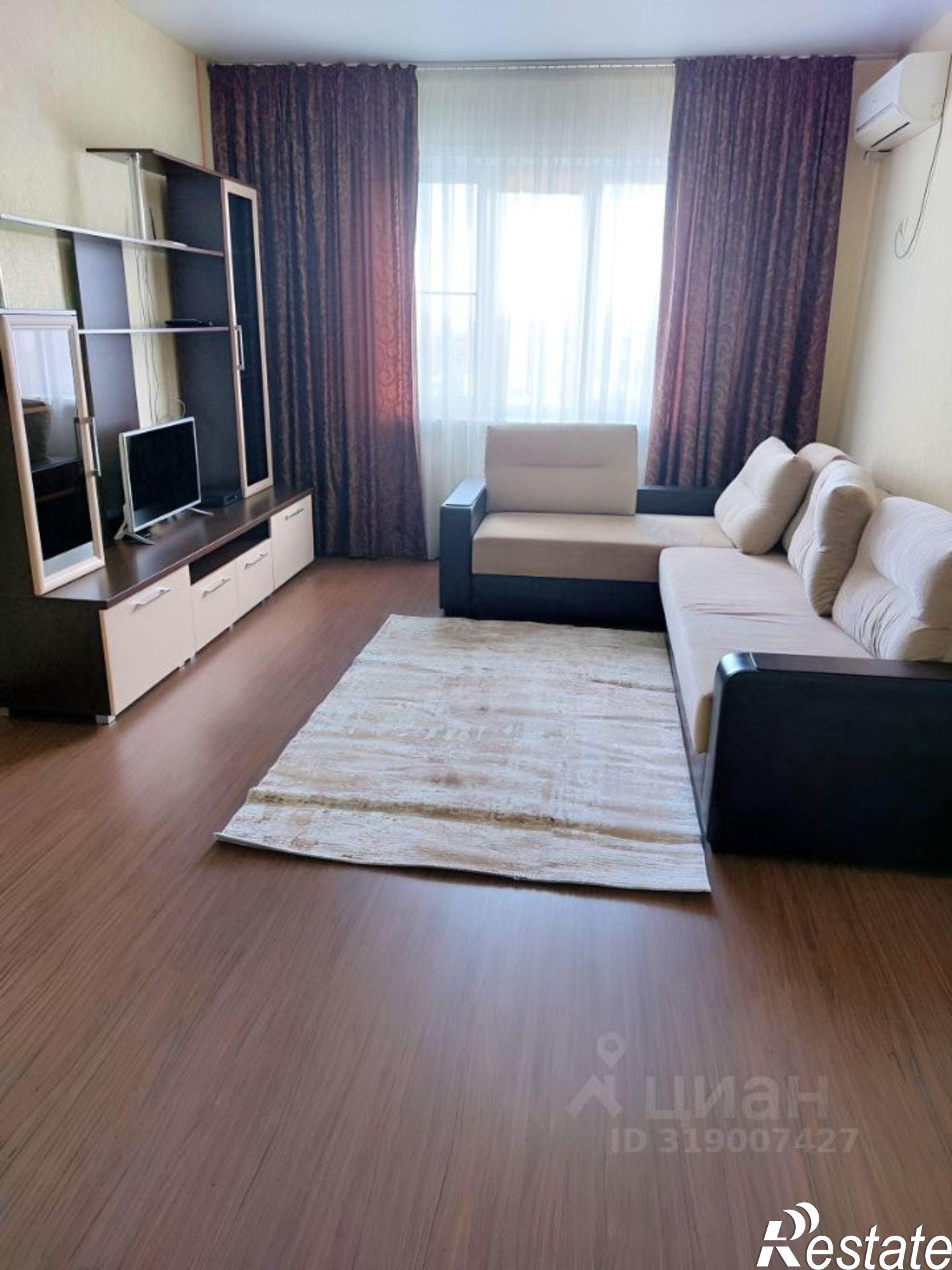 Сдать квартиру за 50 000 рублей на ул им. Гаврилова П.М., 27