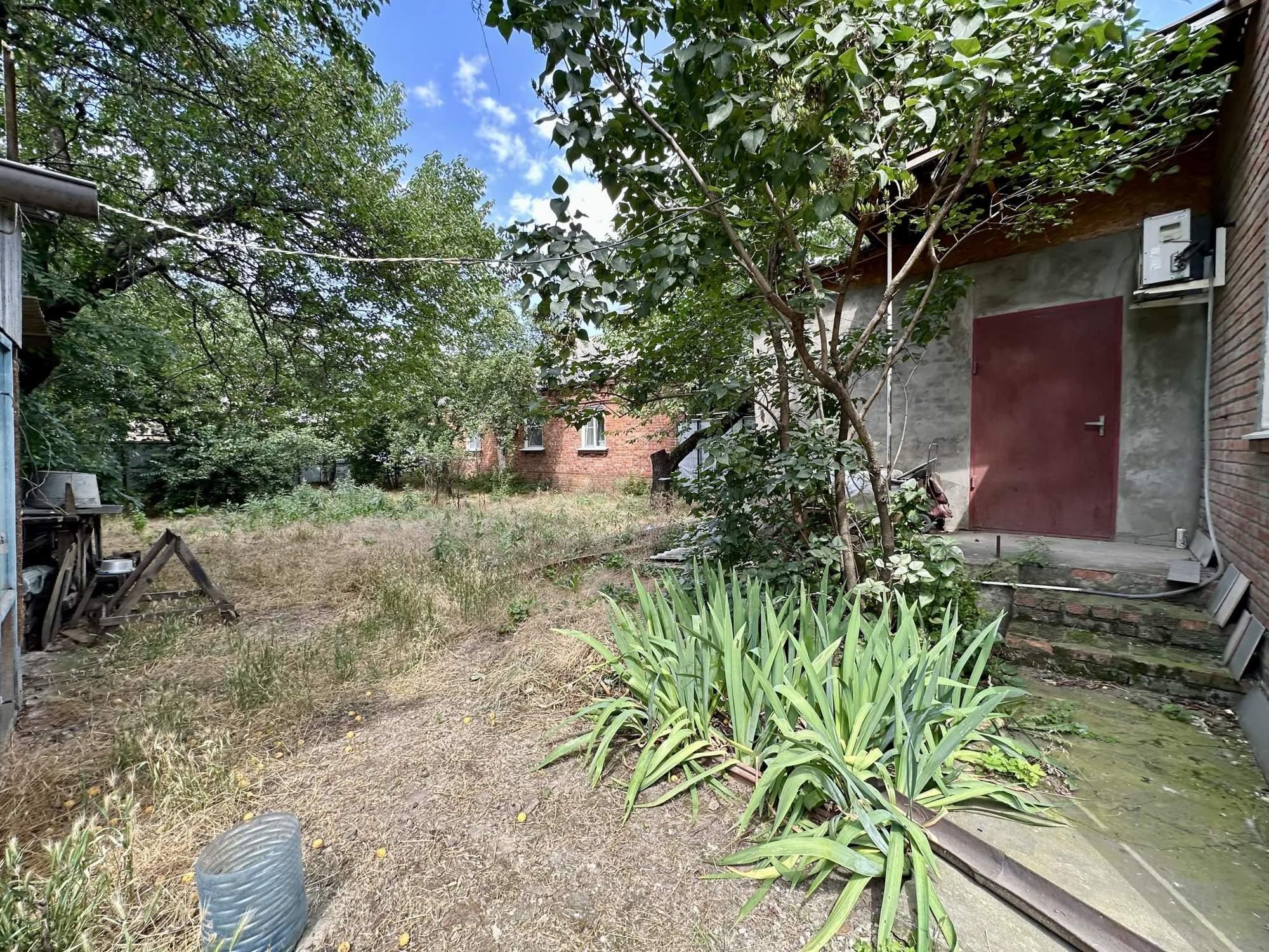 Купить дачу, дом, коттедж за 19 500 000 рублей на им. Володи Головатого улица, д.481