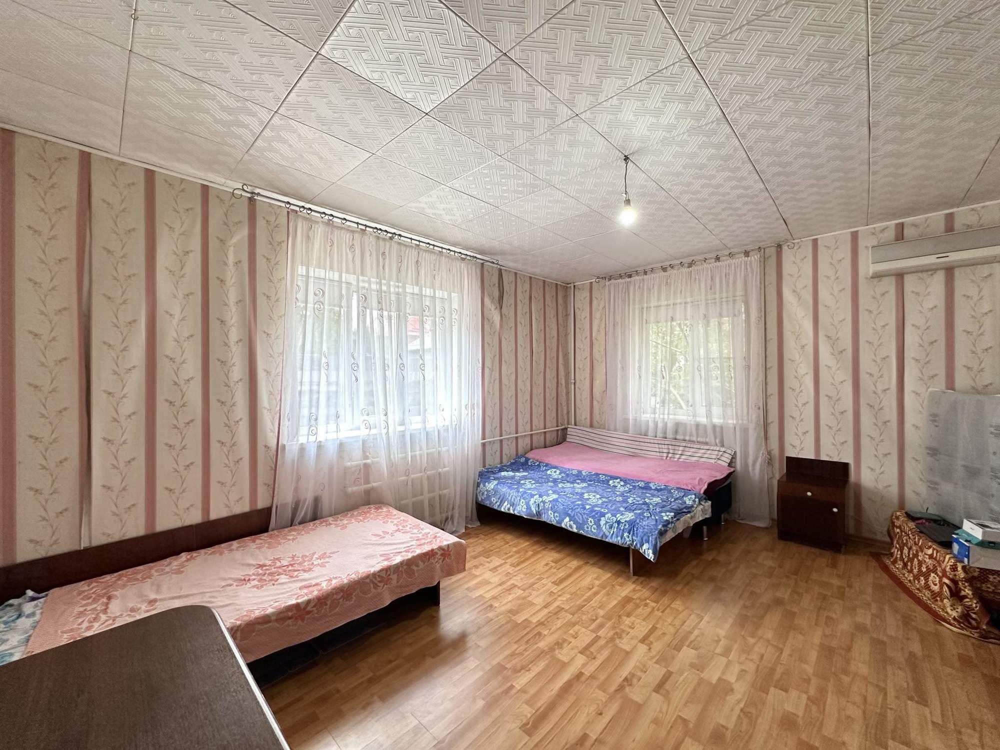 Купить дачу, дом, коттедж за 19 500 000 рублей на им. Володи Головатого улица, д.481