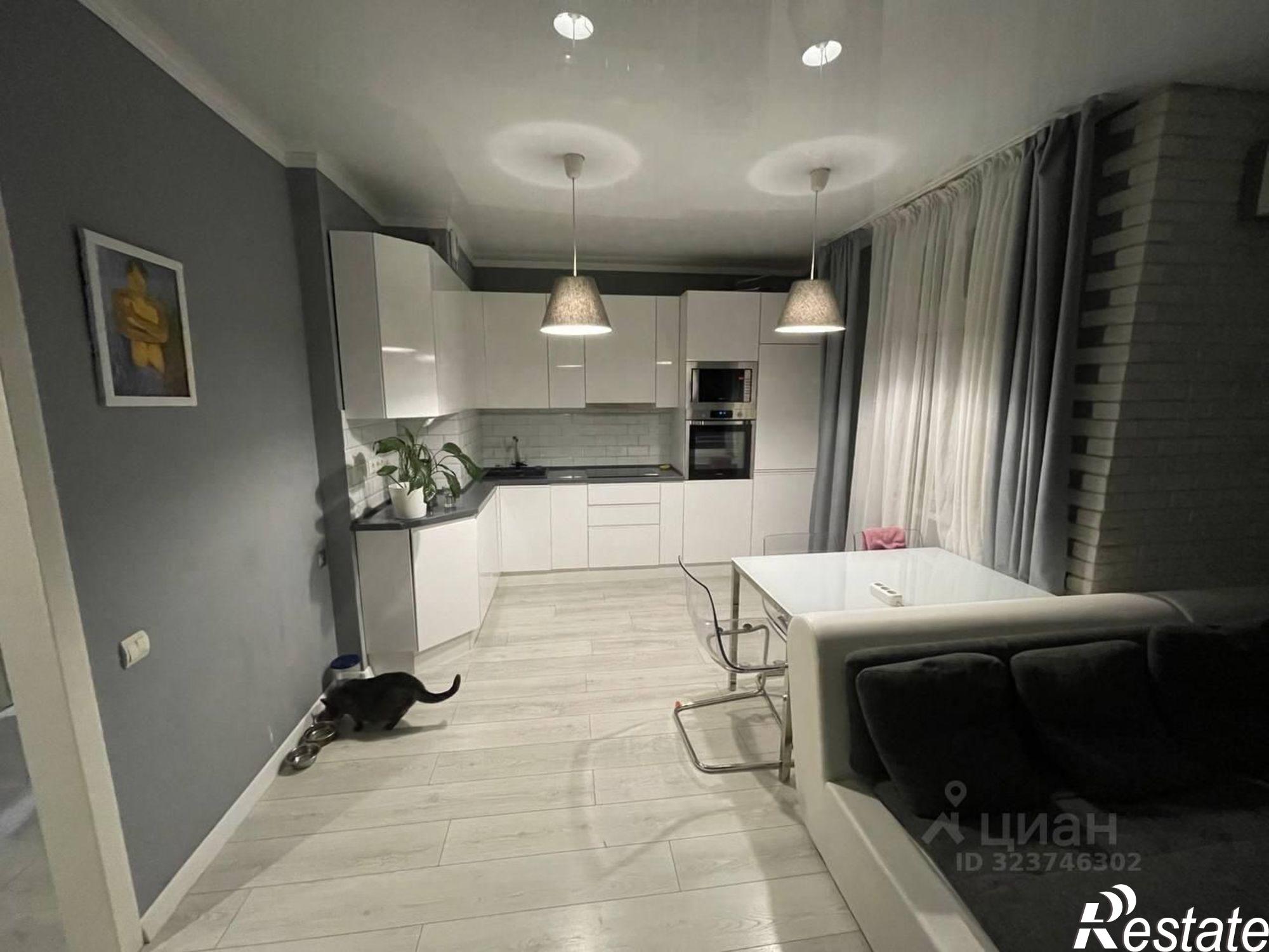 Сдать квартиру за 35 000 рублей на ул им. Героя Яцкова И.В., 9 1