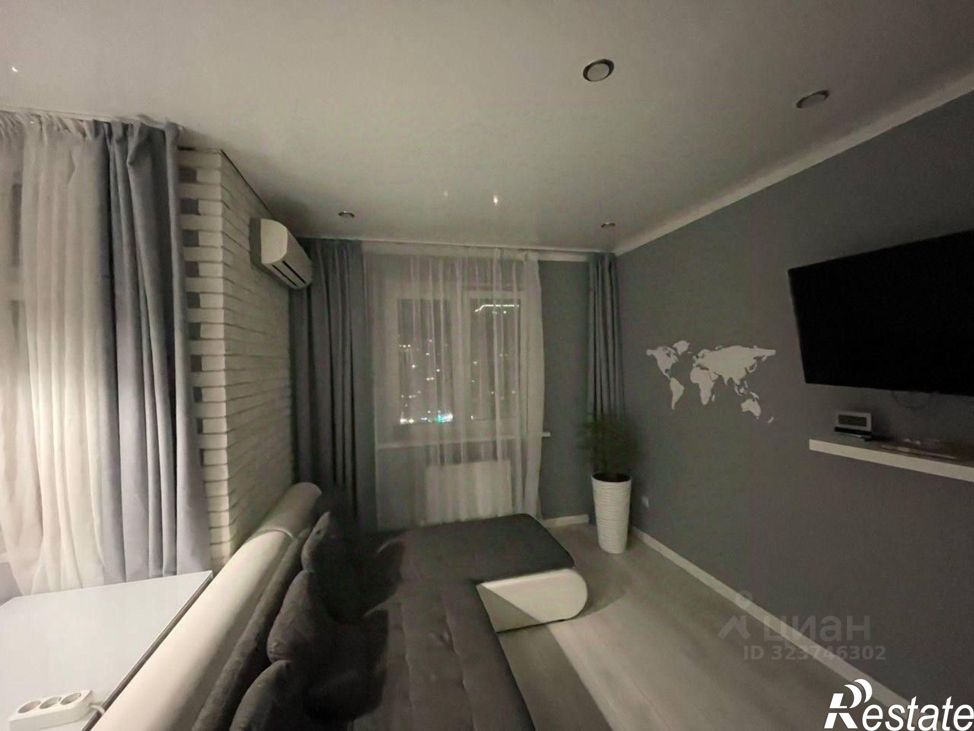 Сдать квартиру за 35 000 рублей на ул им. Героя Яцкова И.В., 9 1