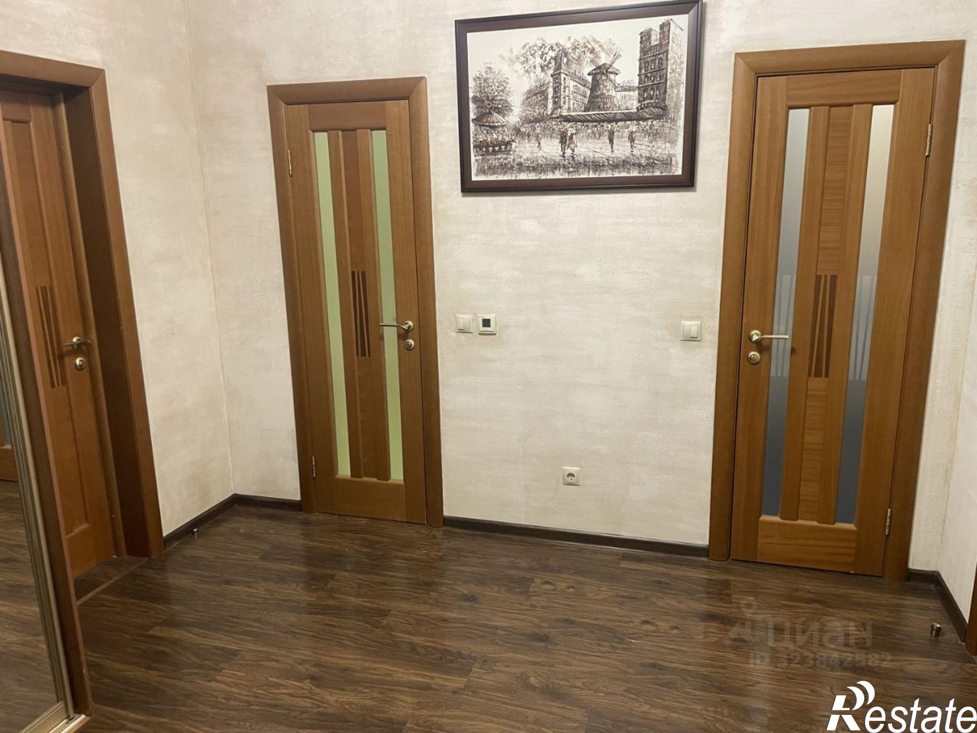 Сдать квартиру за 45 000 рублей на Минская улица, 122/6