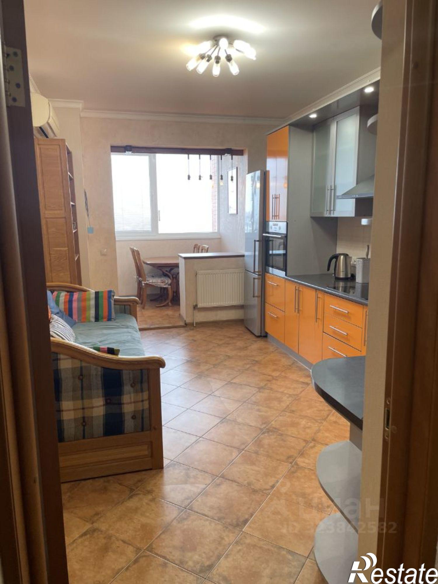 Сдать квартиру за 45 000 рублей на Минская улица, 122/6