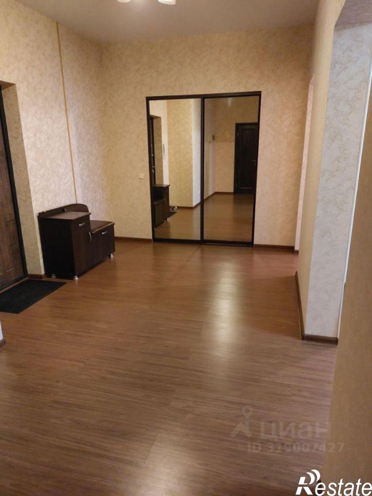 2-комн квартира ул им. Гаврилова П.М., 27,  д. 27