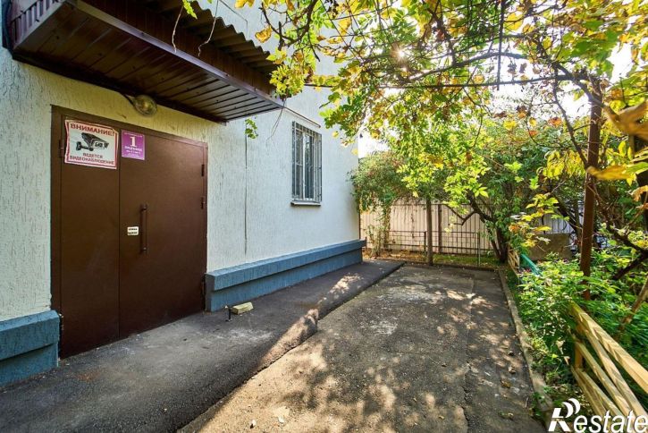 3-комн квартира улица Гудимы, 24,  д. 24