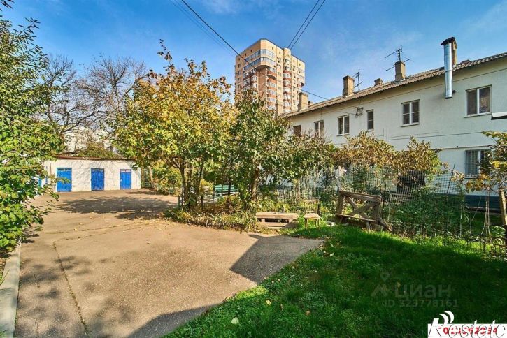 3-комн квартира улица Гудимы, 54,  д. 54