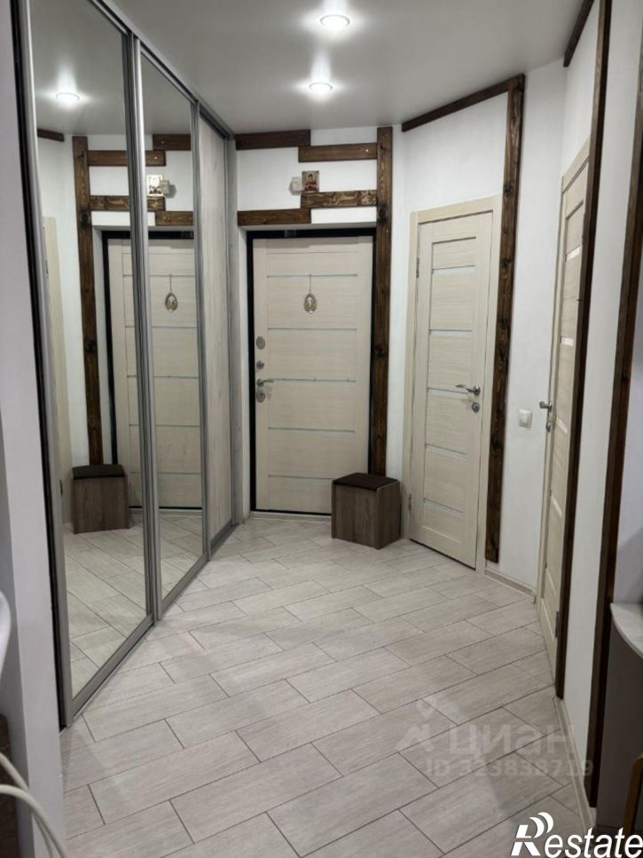 2-комн квартира улица 40 лет Победы, 141,  д. 141