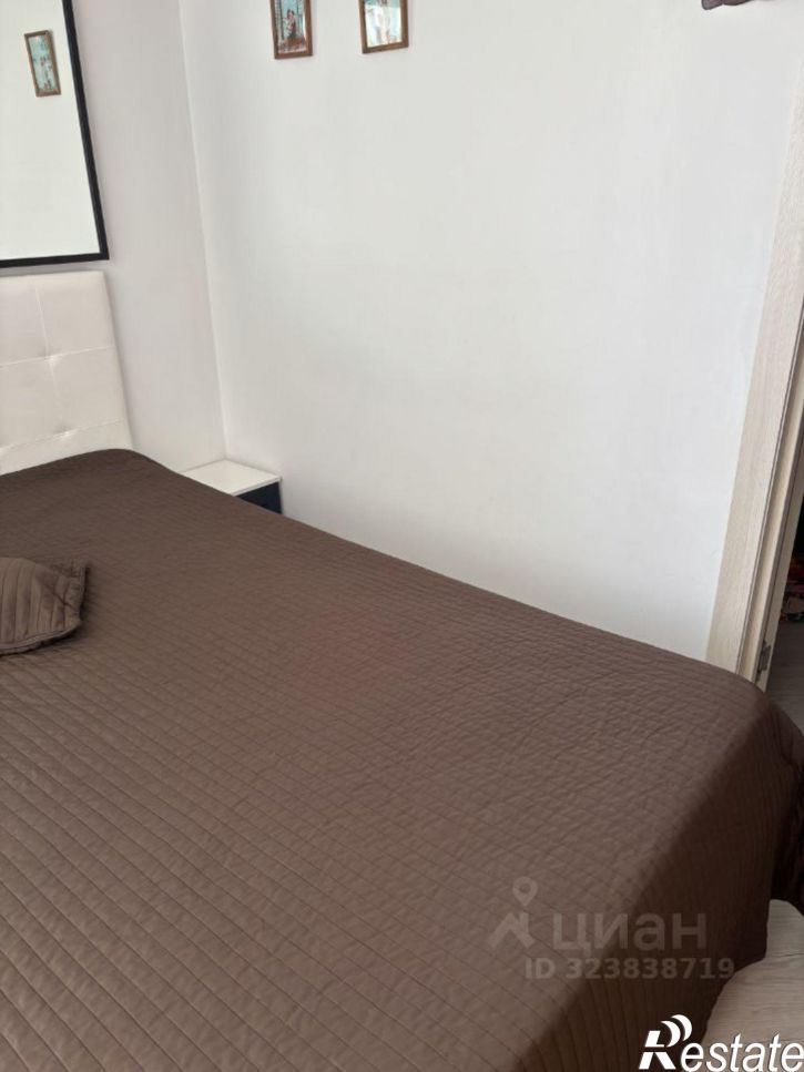 2-комн квартира улица 40 лет Победы, 141,  д. 141