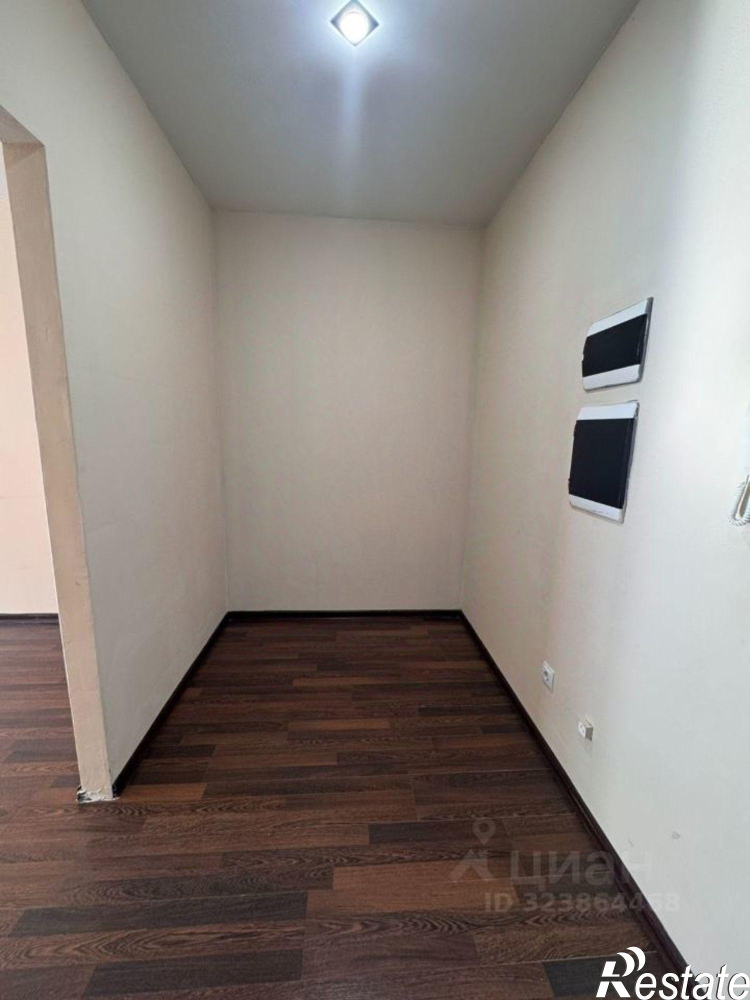 Купить квартиру за 4 850 000 рублей на Адмиралтейский бульвар, 3 к3