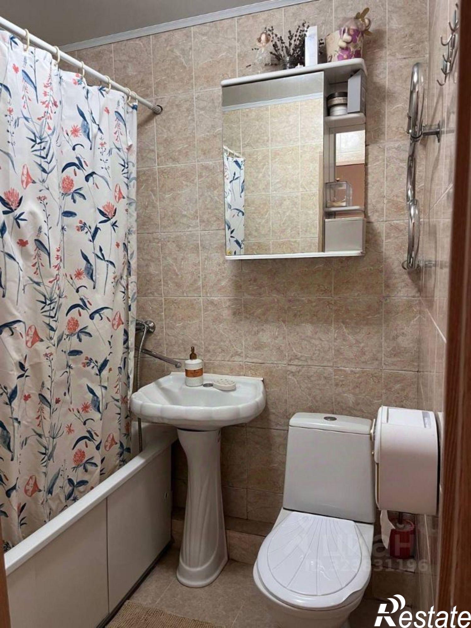 Сдать квартиру за 15 000 рублей на Уральская улица, 198