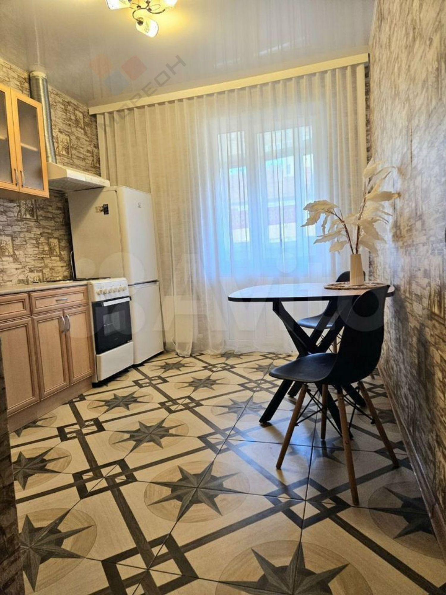 Купить квартиру за 6 350 000 рублей на Селезнёва ул, 4/10