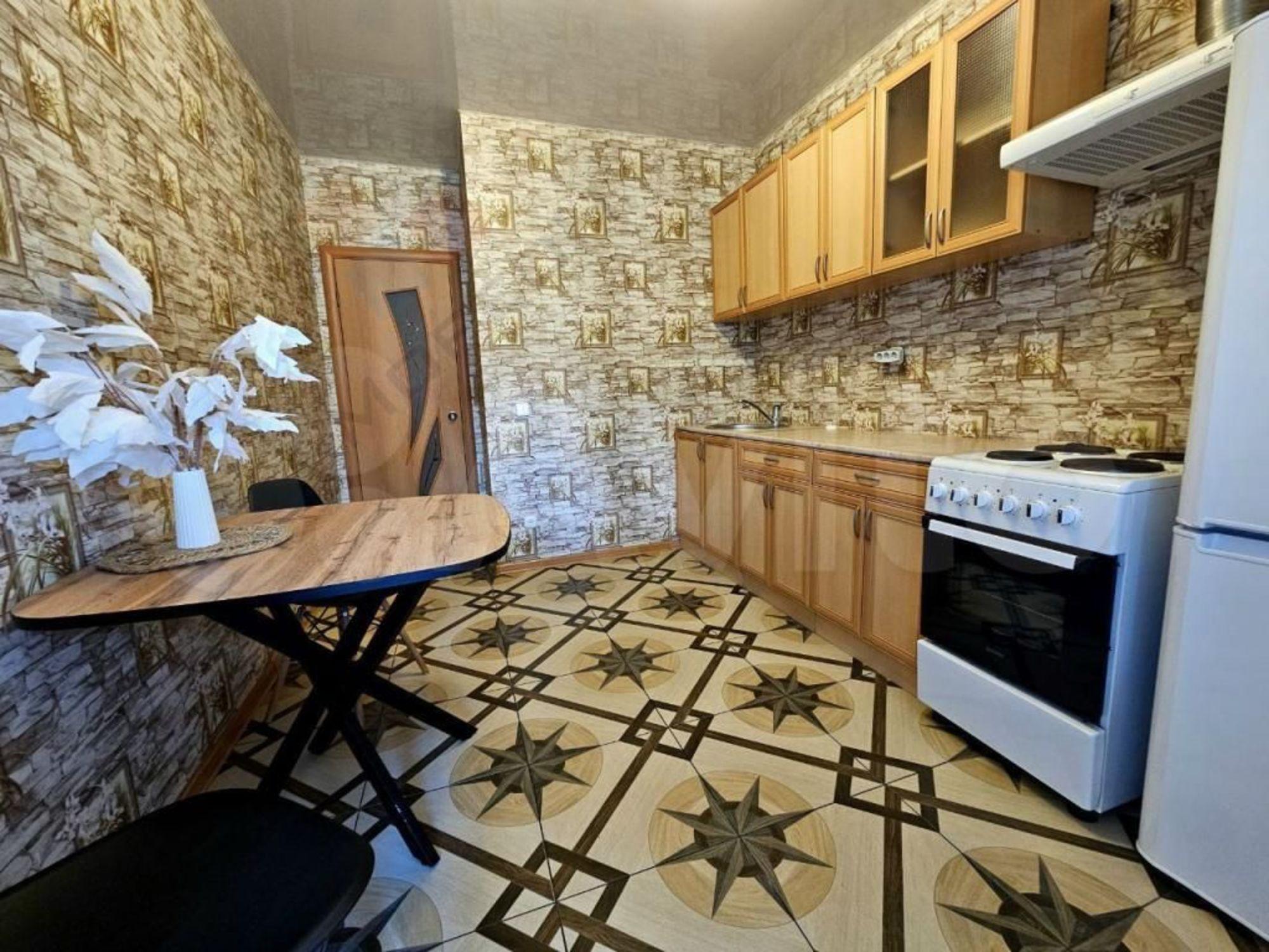 Купить квартиру за 6 350 000 рублей на Селезнёва ул, 4/10