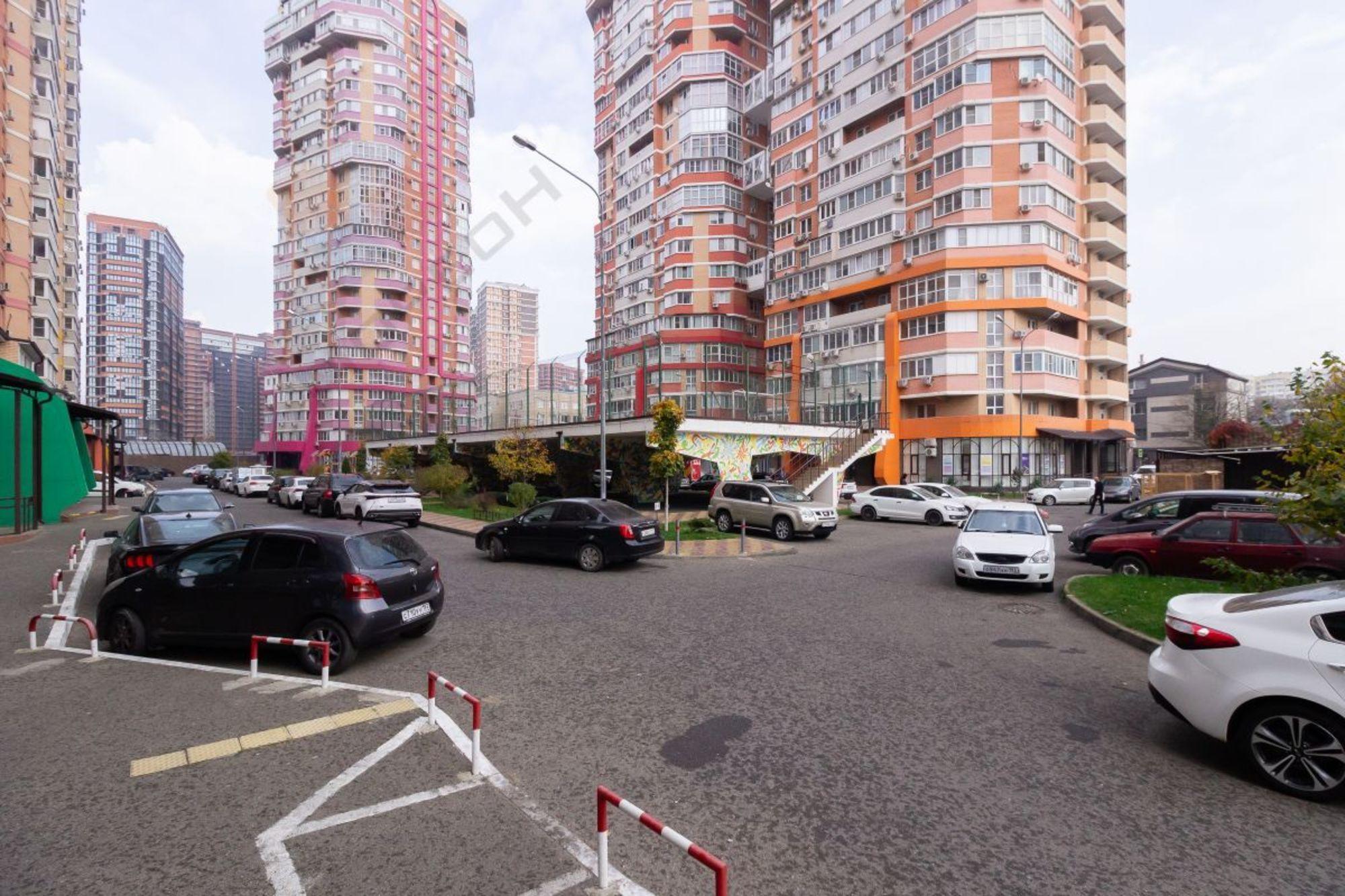 Купить квартиру за 12 500 000 рублей на Таманская ул, 153к2