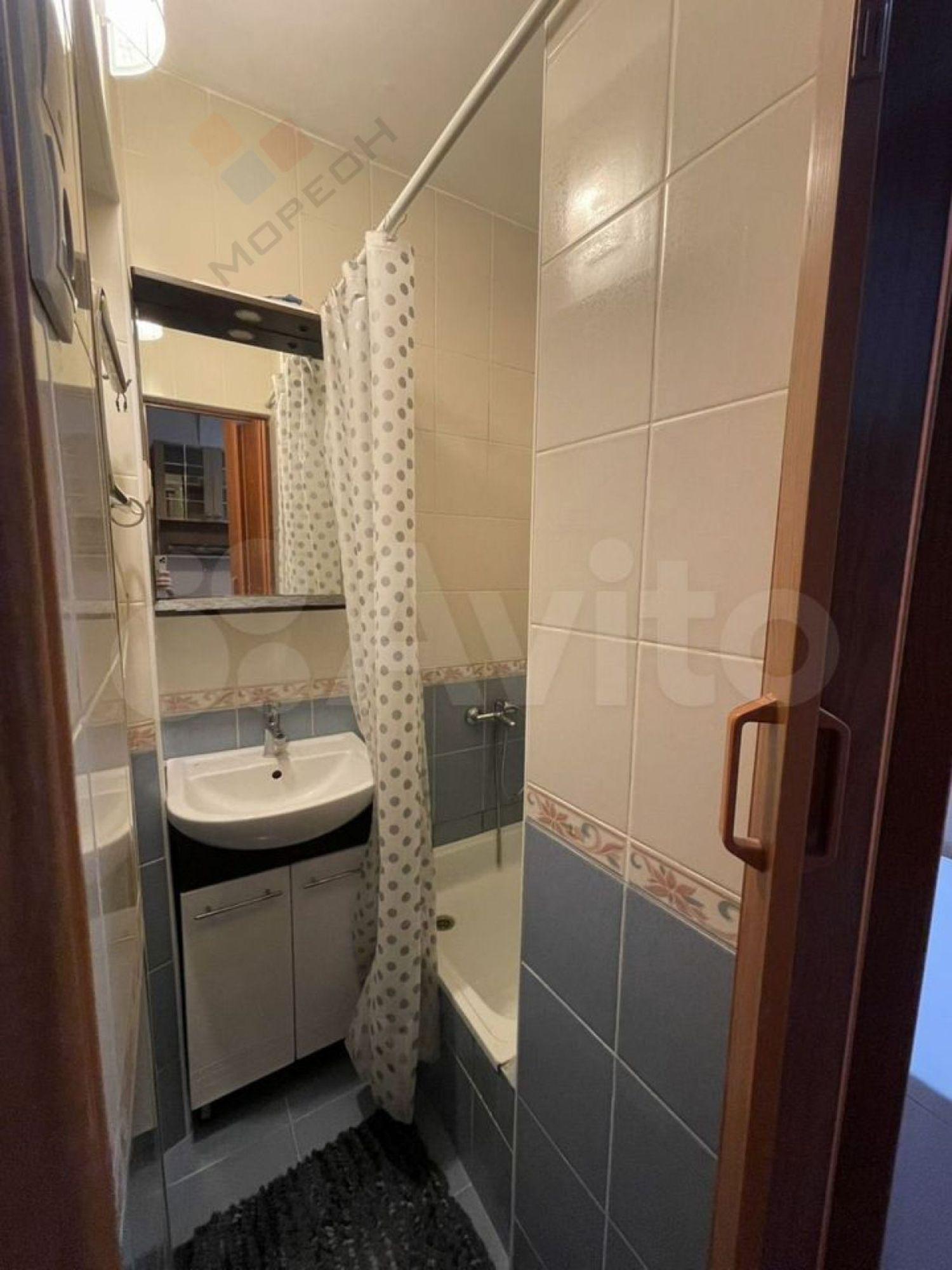 Купить комнату за 3 800 000 рублей на Тургенева ул, 150