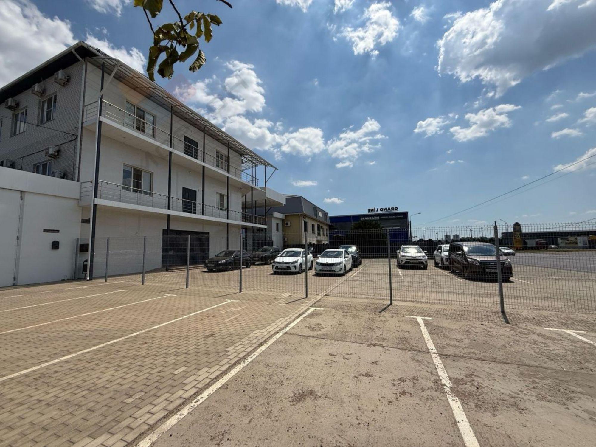 Сдать офис, помещение под офис за 600 000 рублей на им. Дзержинского ул, 116