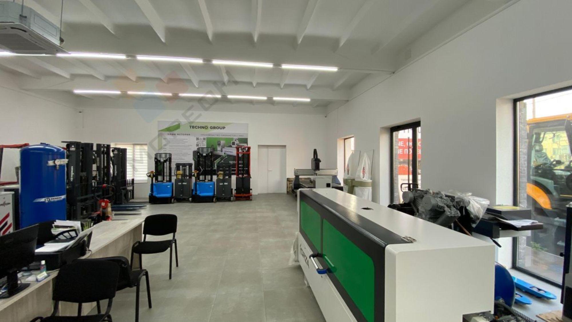 Сдать торговое помещение за 361 800 рублей на Новороссийская ул, 200