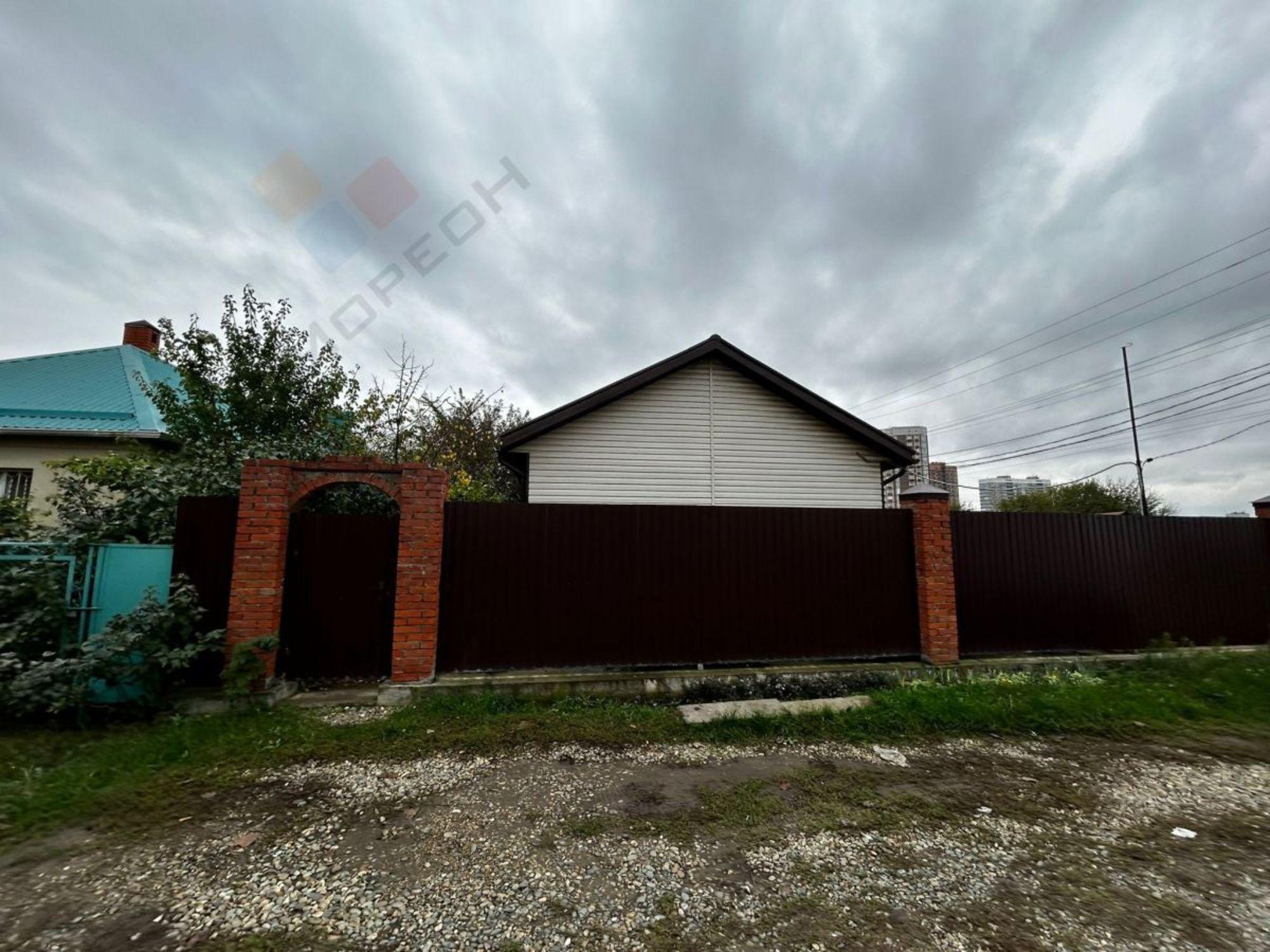 Купить дачу, дом, коттедж за 6 990 000 рублей на Персиковая ул, 2