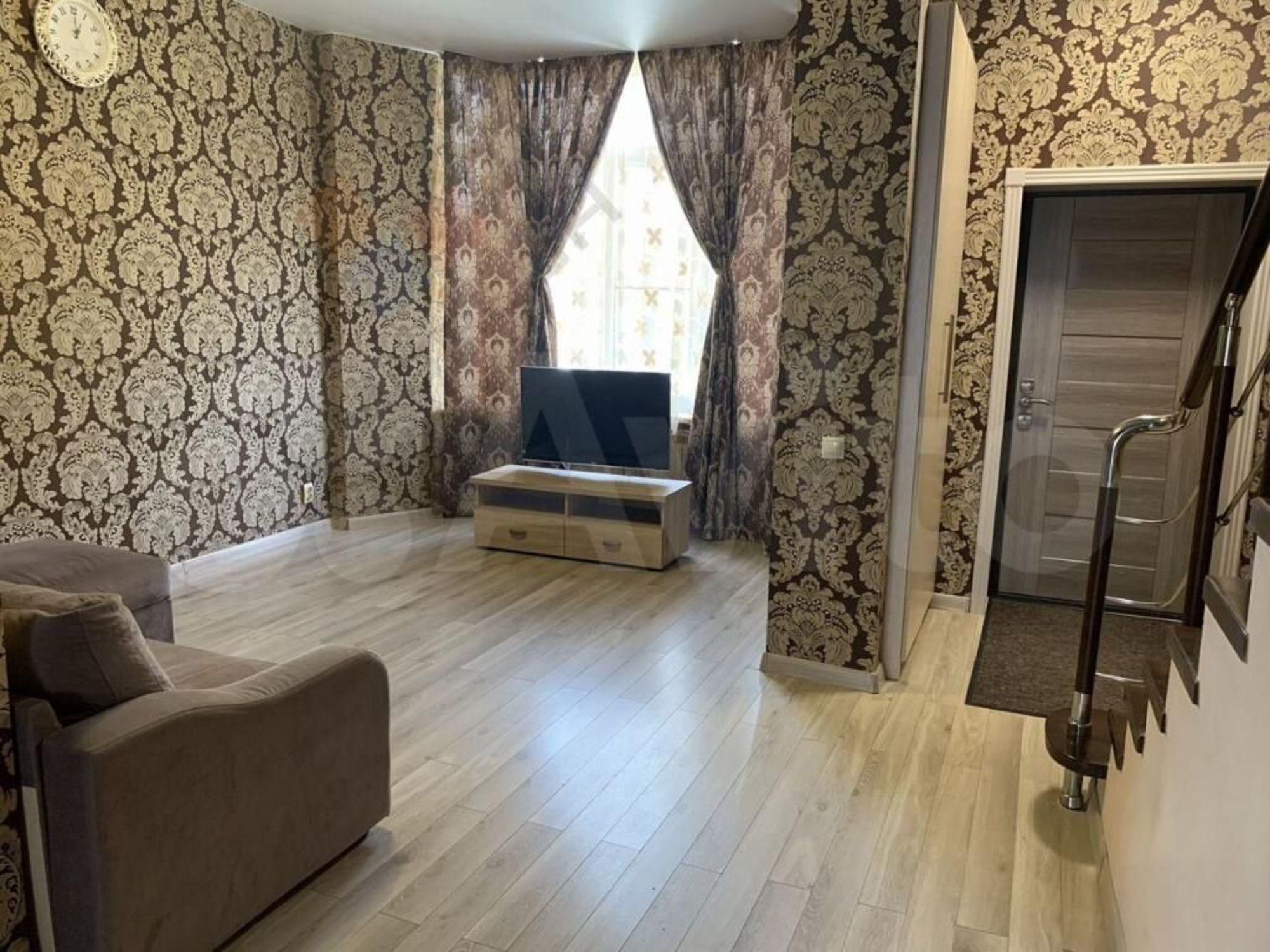 Купить дачу, дом, коттедж за 10 500 000 рублей на Народная ул, 35