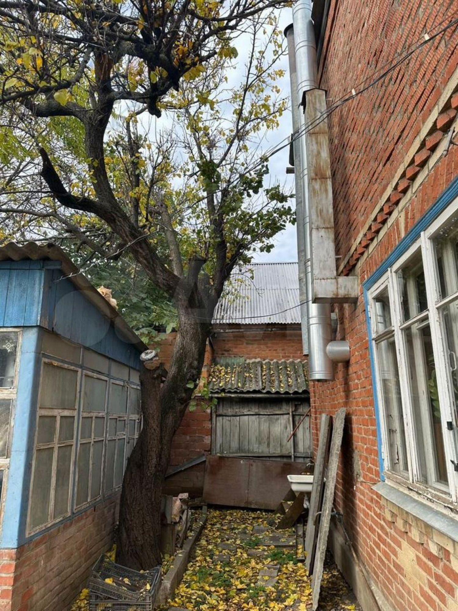 Купить дачу, дом, коттедж за 27 000 000 рублей на Труда ул, 127