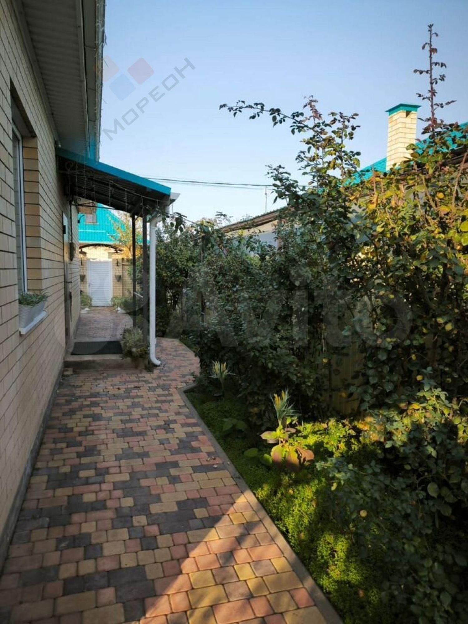 Купить дачу, дом, коттедж за 15 000 000 рублей на 9-й Горнострелковой дивизии ул, 32