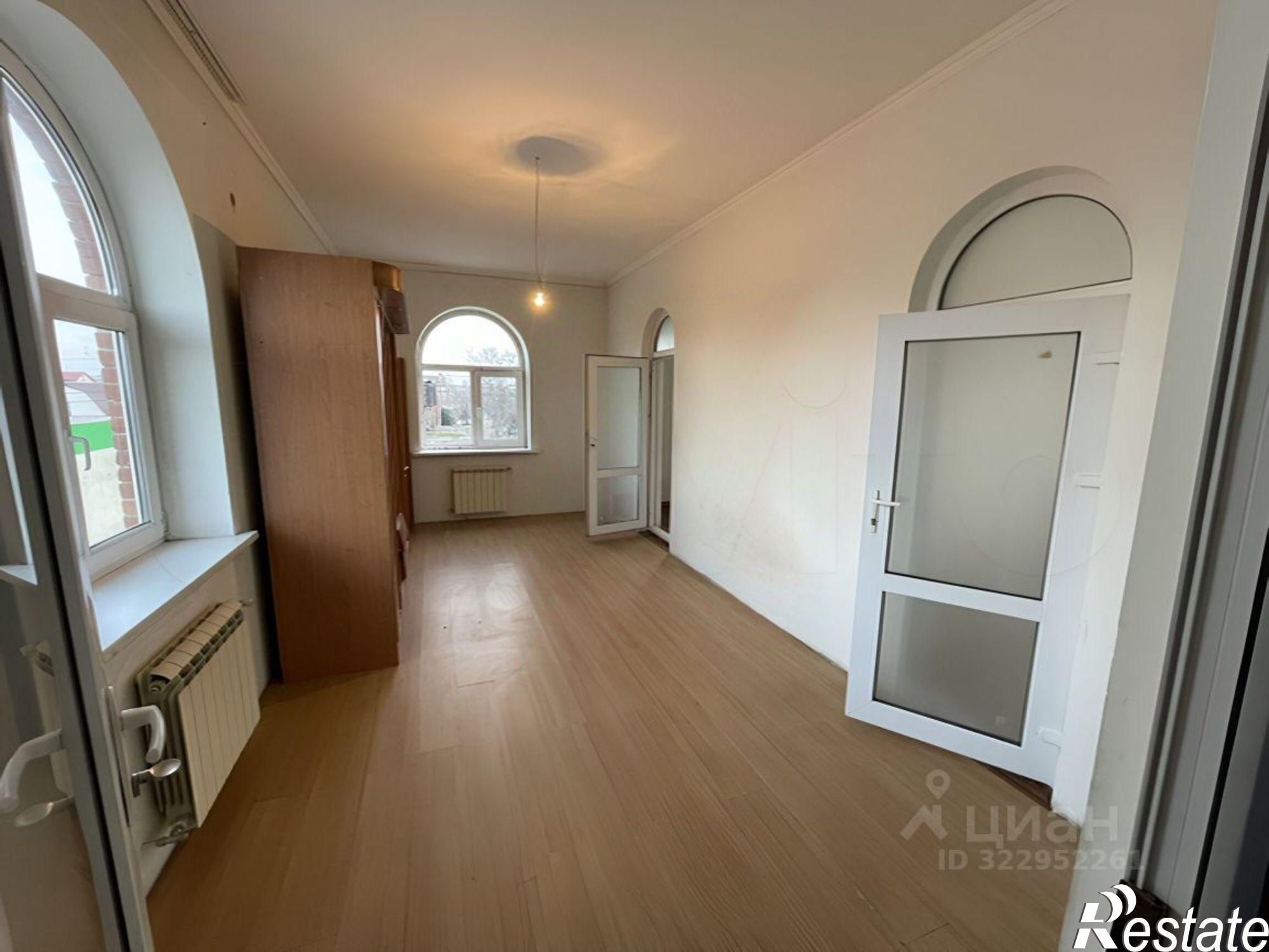 Сдать дачу, дом, коттедж за 50 000 рублей на 3-я Трудовая улица, 6