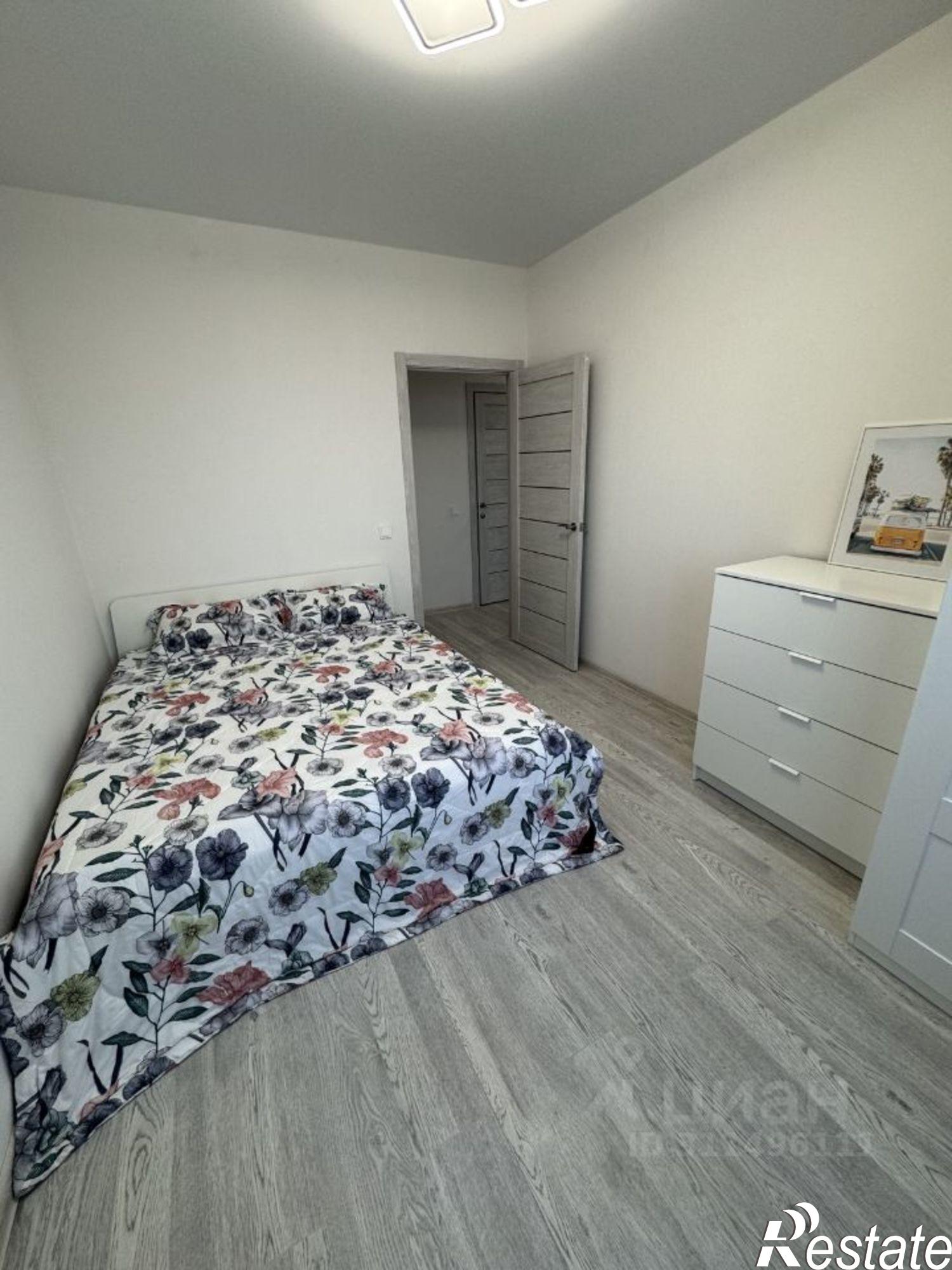 Сдать квартиру за 48 000 рублей на улица Скандинавская, 1