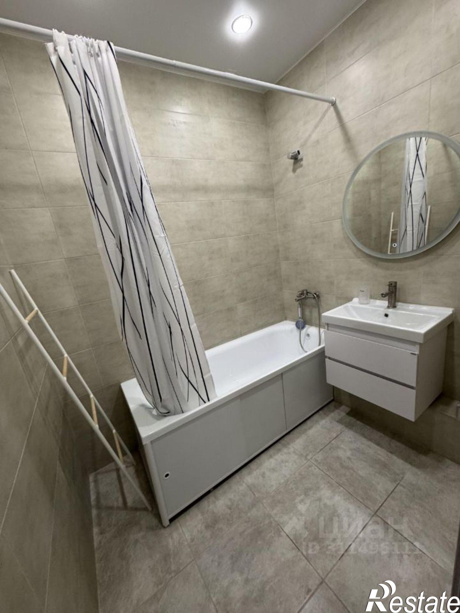 Сдать квартиру за 48 000 рублей на улица Скандинавская, 1